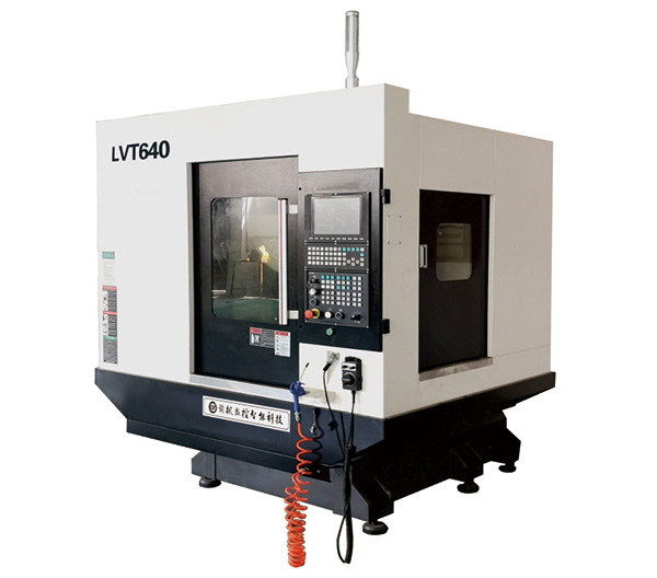 LVT640�@������